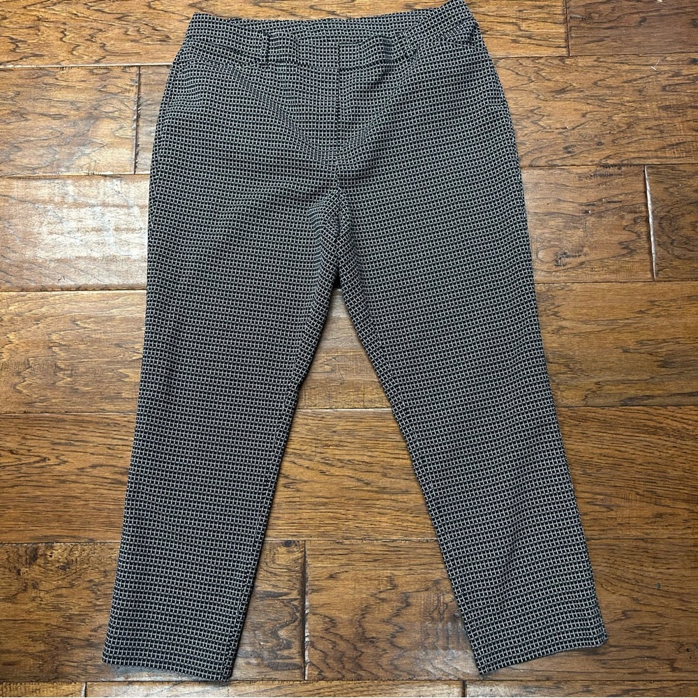 White House Black Market Black and‎ White Patterned Trousers